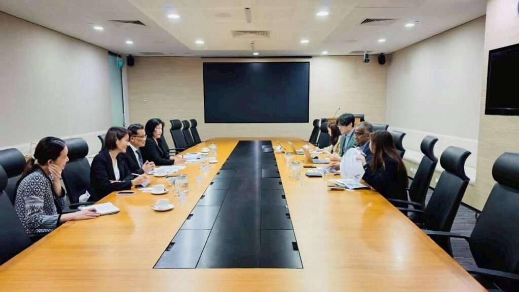 บรรยากาศการประชุมหารือเชิงรุกระหว่างกรมปศุสัตว์และคณะผู้แทน SFA สิงคโปร์