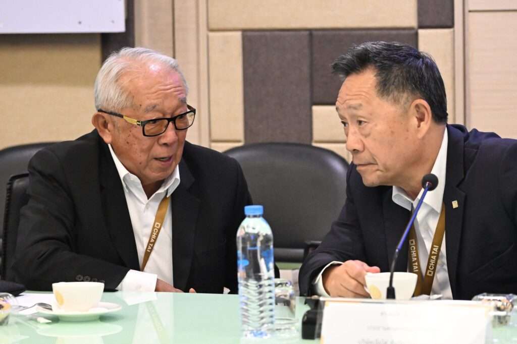 ผู้บริหารจากบริษัท เจียไต๋ จำกัด และสมาคมผู้ผลิตปุ๋ยไทย หารือมาตรการตรึงราคาปุ๋ยเพื่อเกษตรกร