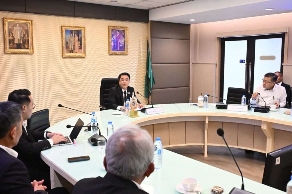 บรรยากาศการประชุมหารือร่วมระหว่างกระทรวงเกษตรและสหกรณ์กับ 6 บริษัทผู้ผลิตปุ๋ยยักษ์ใหญ่