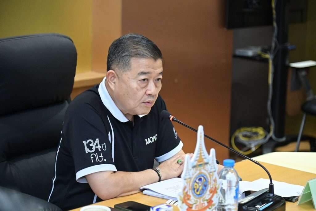 นายวิณะโรจน์ ทรัพย์ส่งสุข ปลัดกระทรวงเกษตรฯ แถลงมาตรการเด็ดขาดจัดการนมผงปลอมปนในนมโรงเรียน