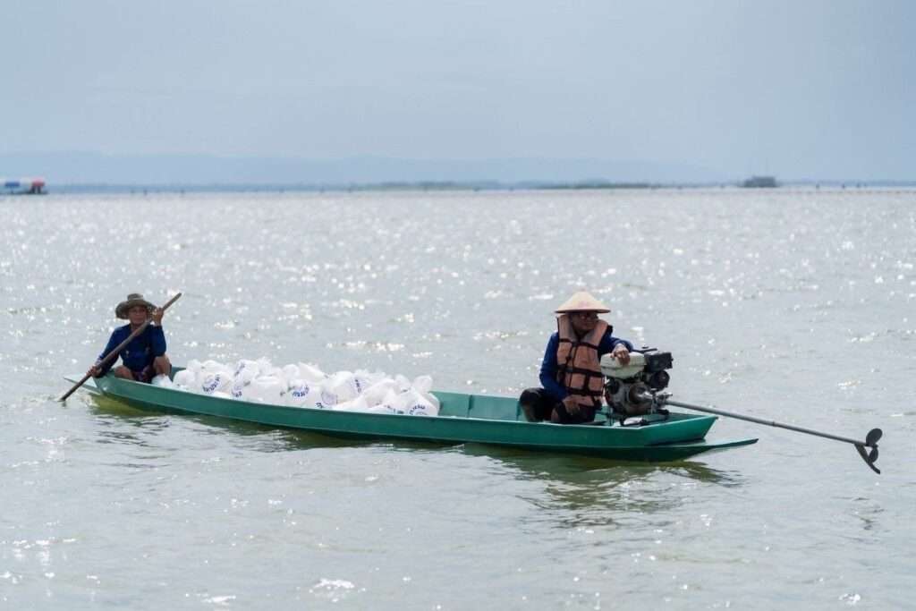 บรรยากาศการทำประมงในเขื่อนอุบลรัตน์ วิถีชีวิตที่กลับมาคึกคักหลังการฟื้นฟูทรัพยากร
